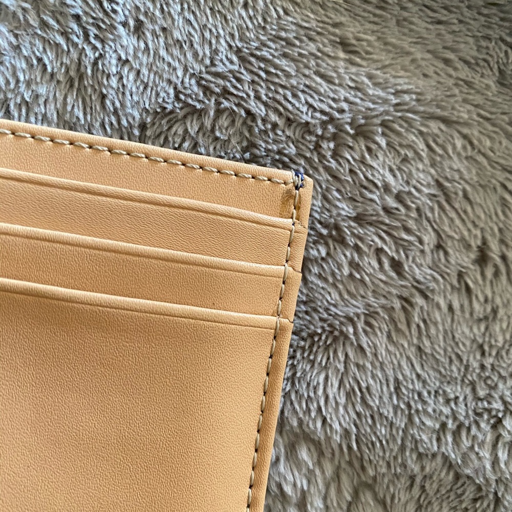 Kate Spade Cardholder - Picture 3 of 4